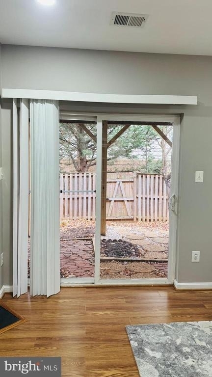 4708 Bideford Square - Photo 3
