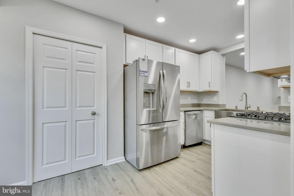 5980 Kimberly Anne Way - Photo 3