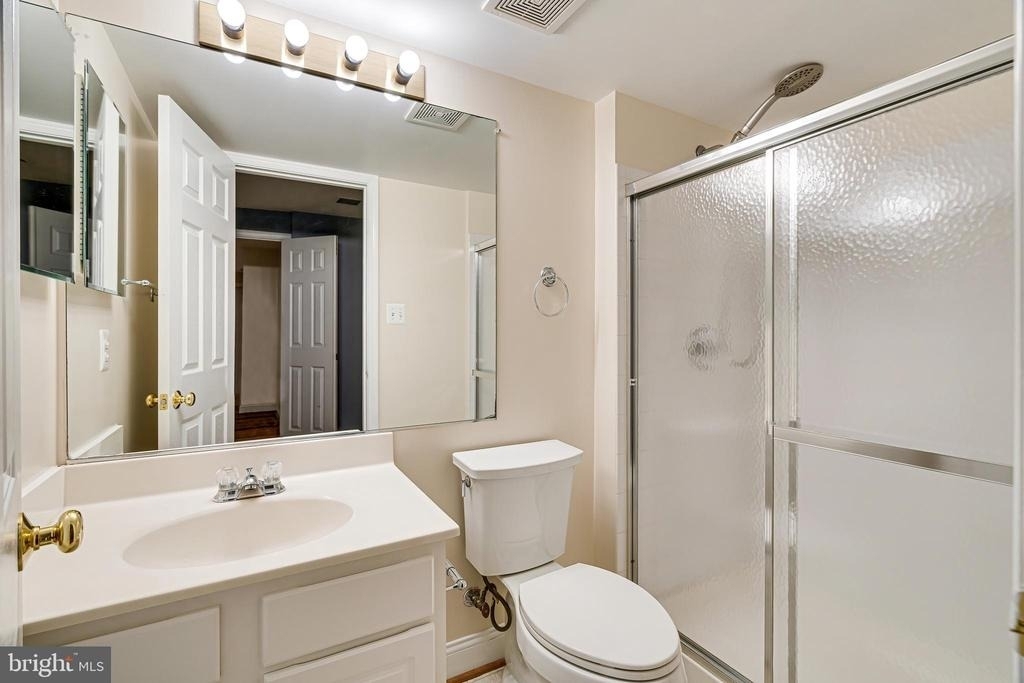 5708 Heritage Crossing Court - Photo 38