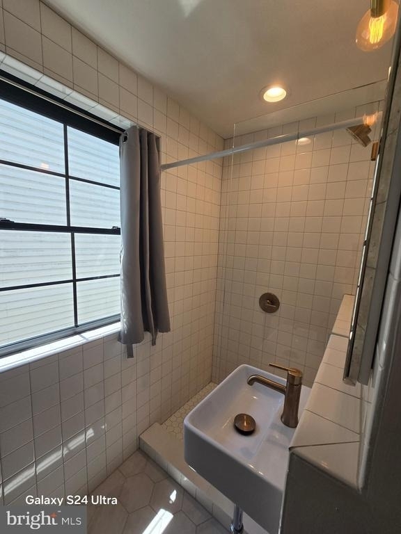 1401 Charles Street - Photo 12