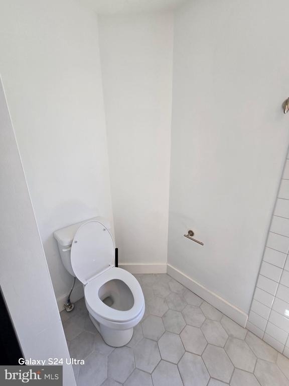 1401 Charles Street - Photo 11