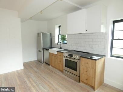 1401 Charles Street - Photo 2