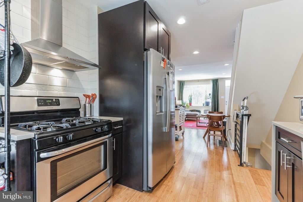 2035 Mountain Street - Photo 16