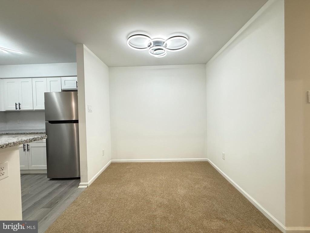 1512 Foxmeadow Circle - Photo 3