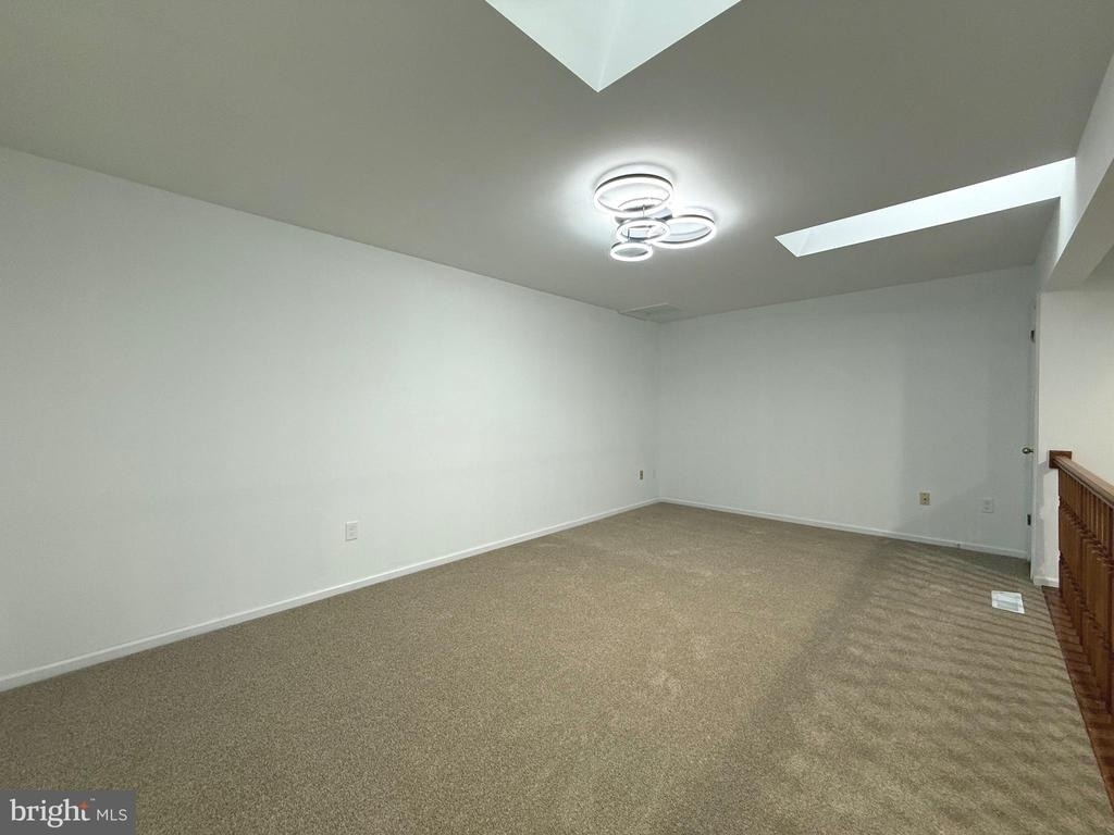 1512 Foxmeadow Circle - Photo 11