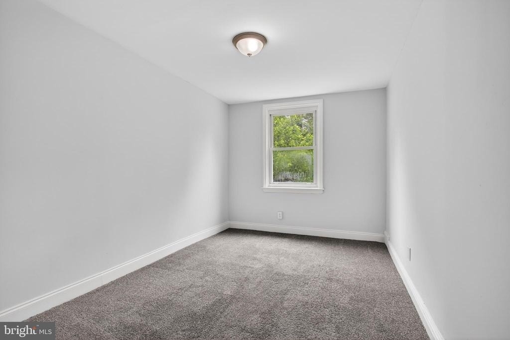 125 W 21st Street - Photo 15