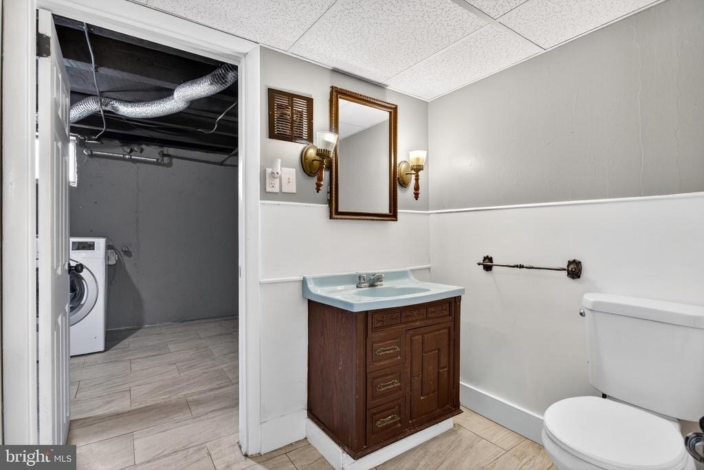 125 W 21st Street - Photo 18