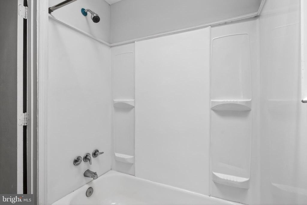 125 W 21st Street - Photo 14