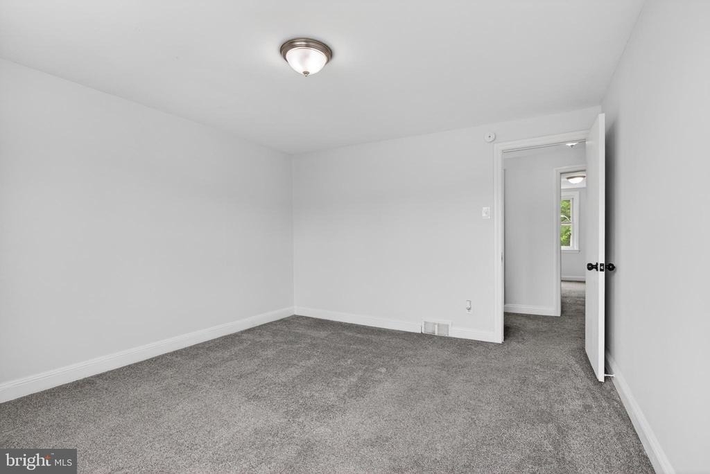 125 W 21st Street - Photo 12