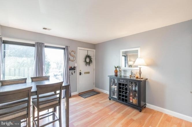 254 Summit House - Photo 1