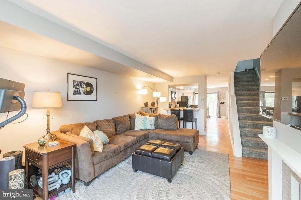254 Summit House - Photo 8