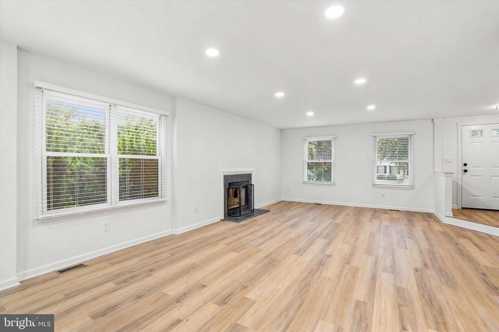 507 Pickering Station Drive - Photo 5