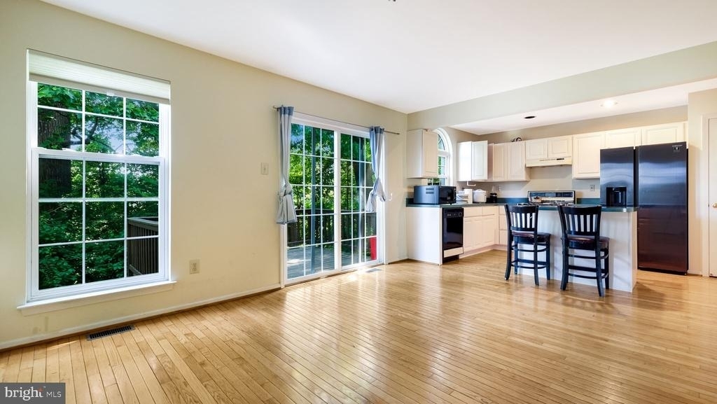 137 Weybridge Drive - Photo 13