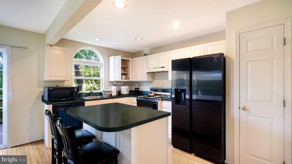 137 Weybridge Drive - Photo 15