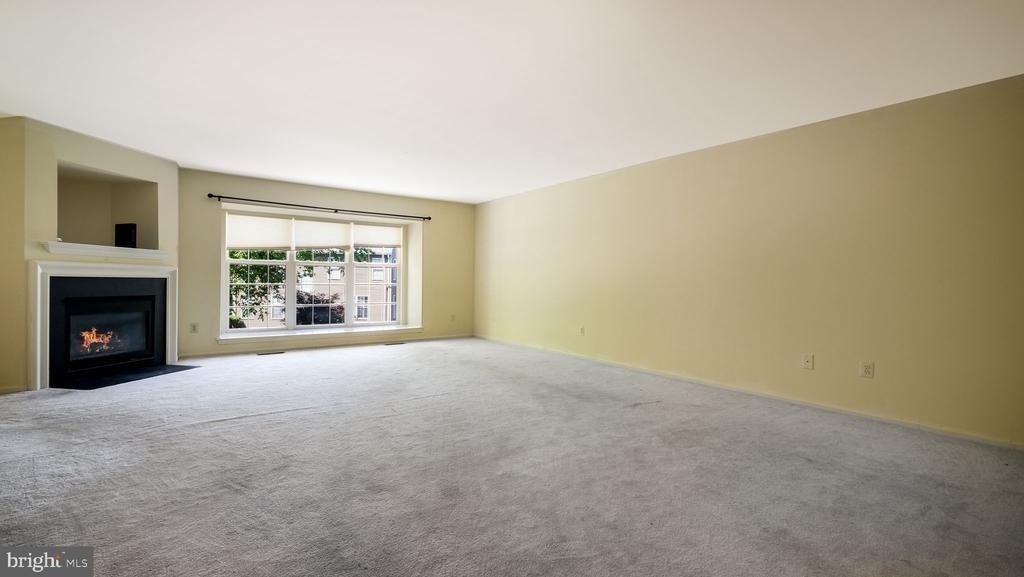137 Weybridge Drive - Photo 8