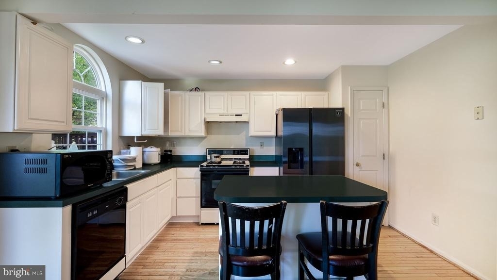 137 Weybridge Drive - Photo 14