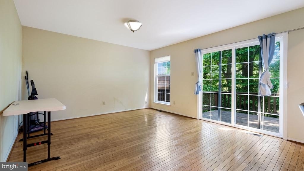 137 Weybridge Drive - Photo 11