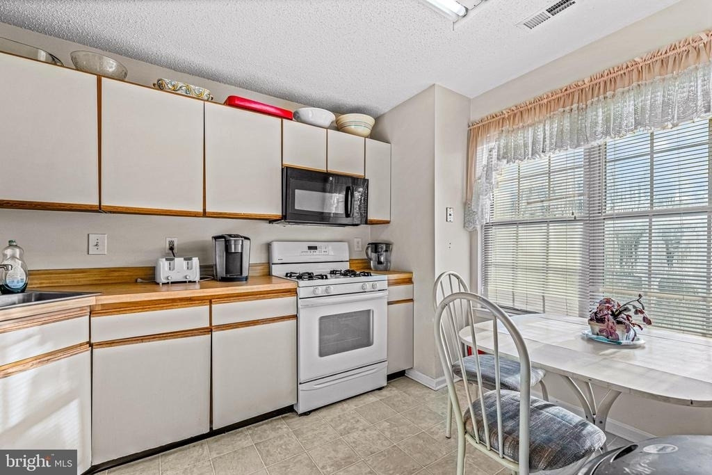 656 Covington Court - Photo 17