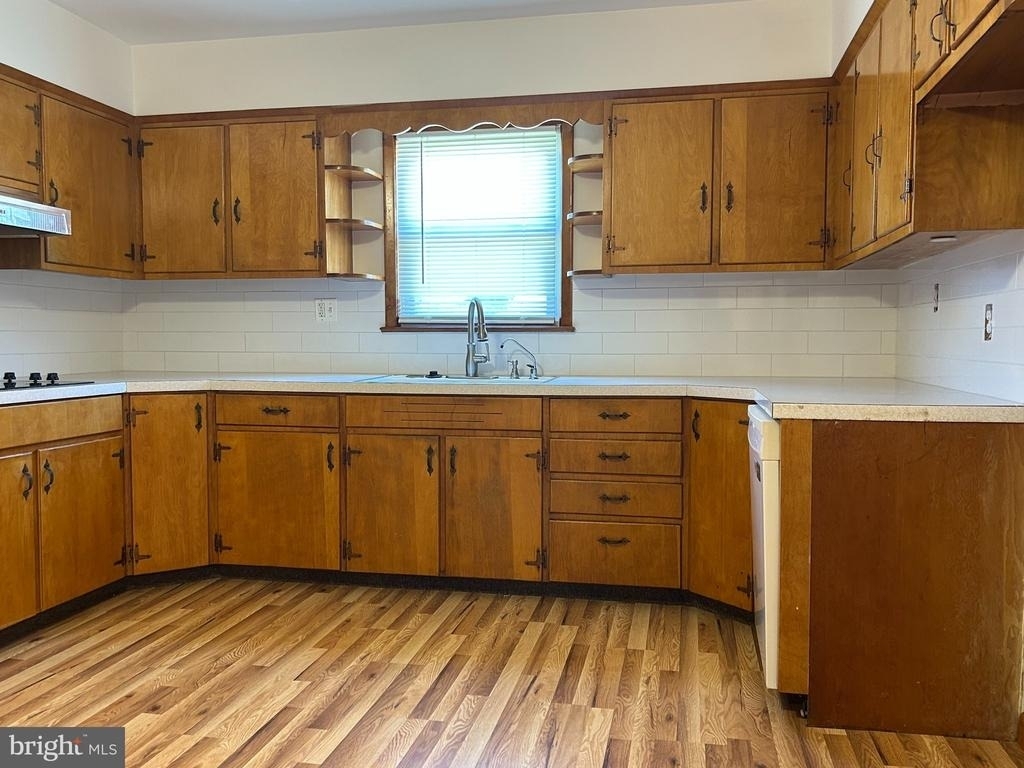 400 N Packard Street - Photo 1