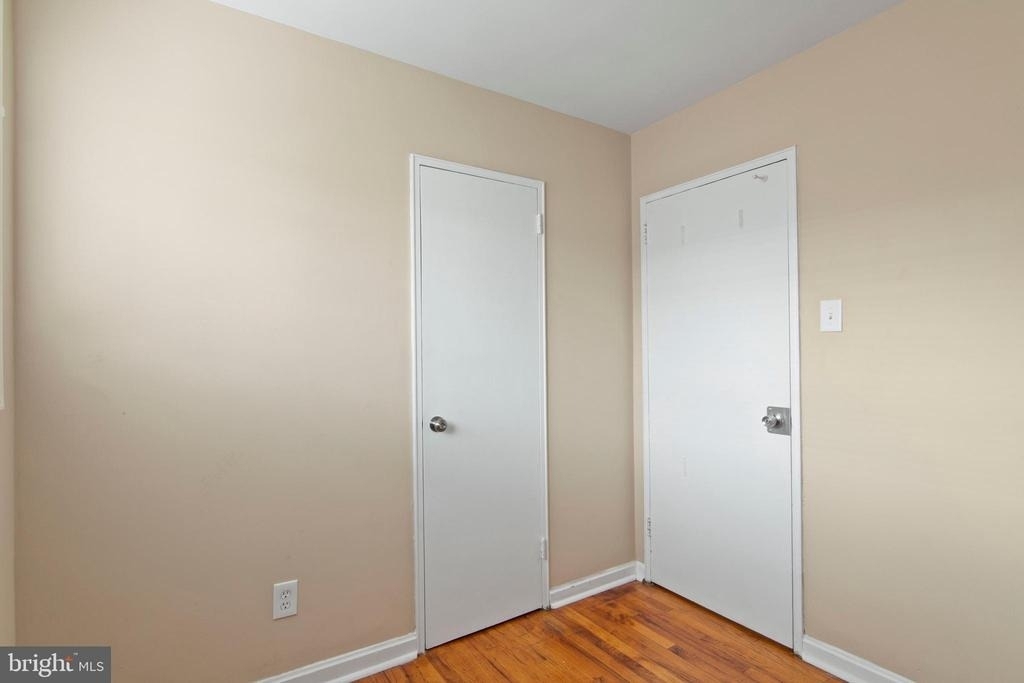 2022 Oliver Street - Photo 33