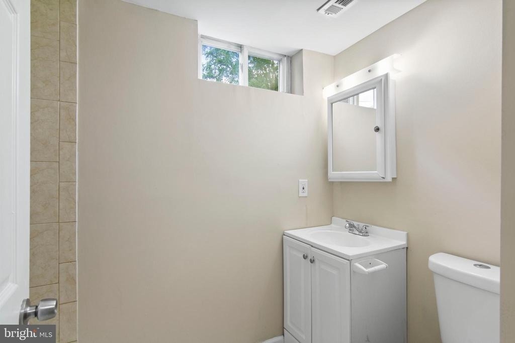 2022 Oliver Street - Photo 26