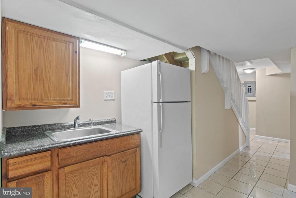 2022 Oliver Street - Photo 25