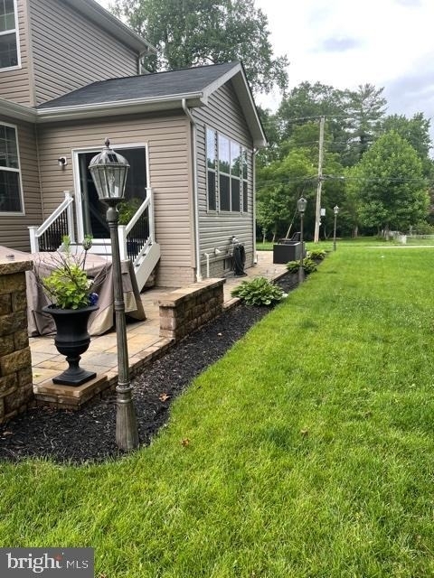 6705 Chapel Dale Road - Photo 2