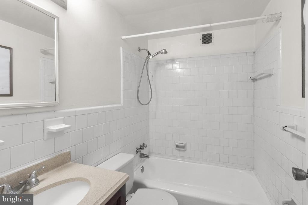 3355 University Boulevard W - Photo 16