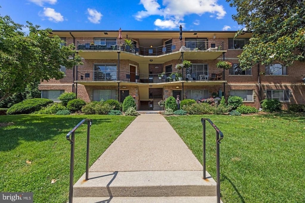 5007 Sentinel Drive - Photo 0