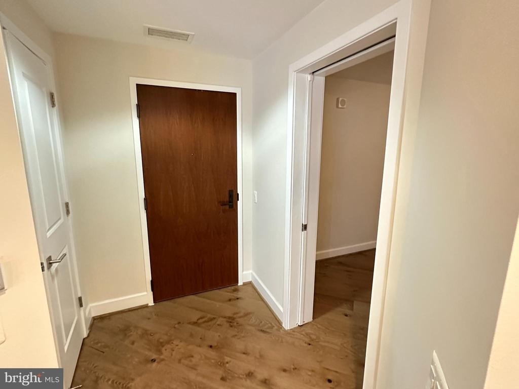 7171 Woodmont Avenue - Photo 9