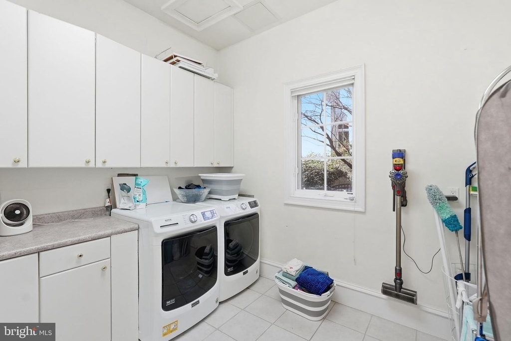 8537 Rapley Preserve Circle - Photo 28