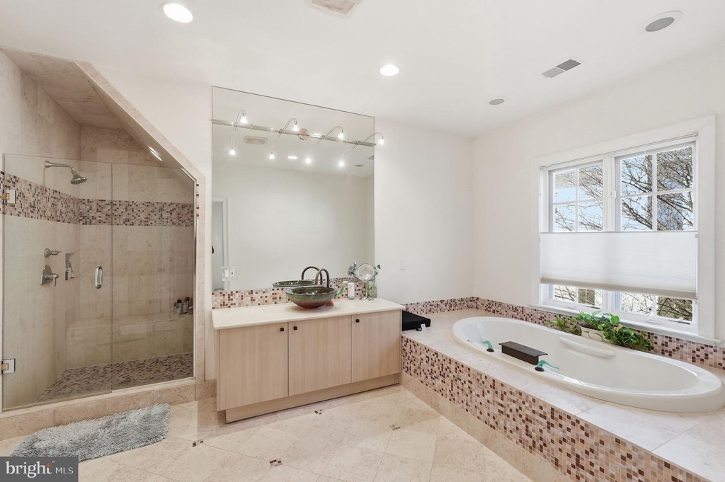 8537 Rapley Preserve Circle - Photo 19