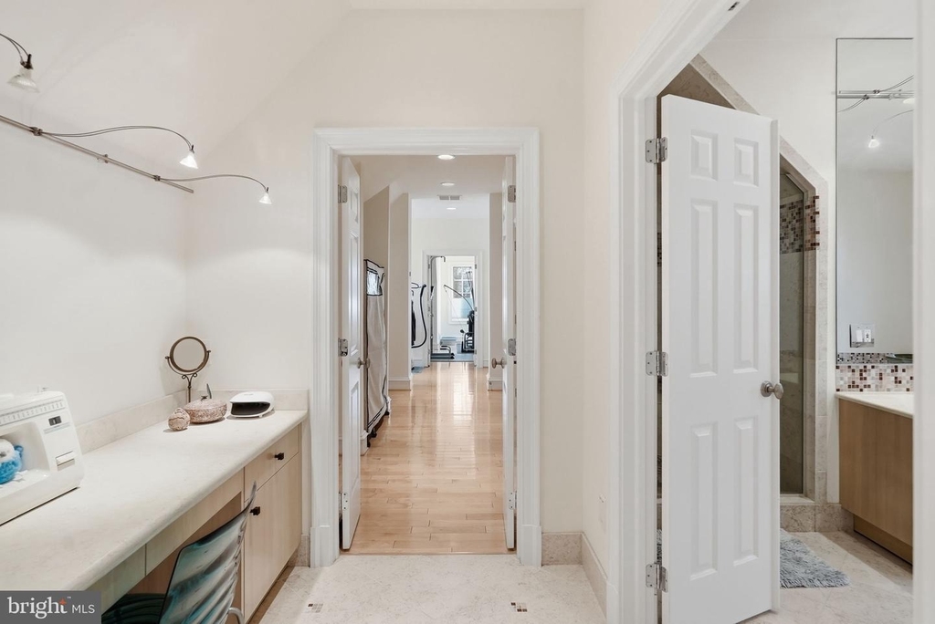 8537 Rapley Preserve Circle - Photo 20