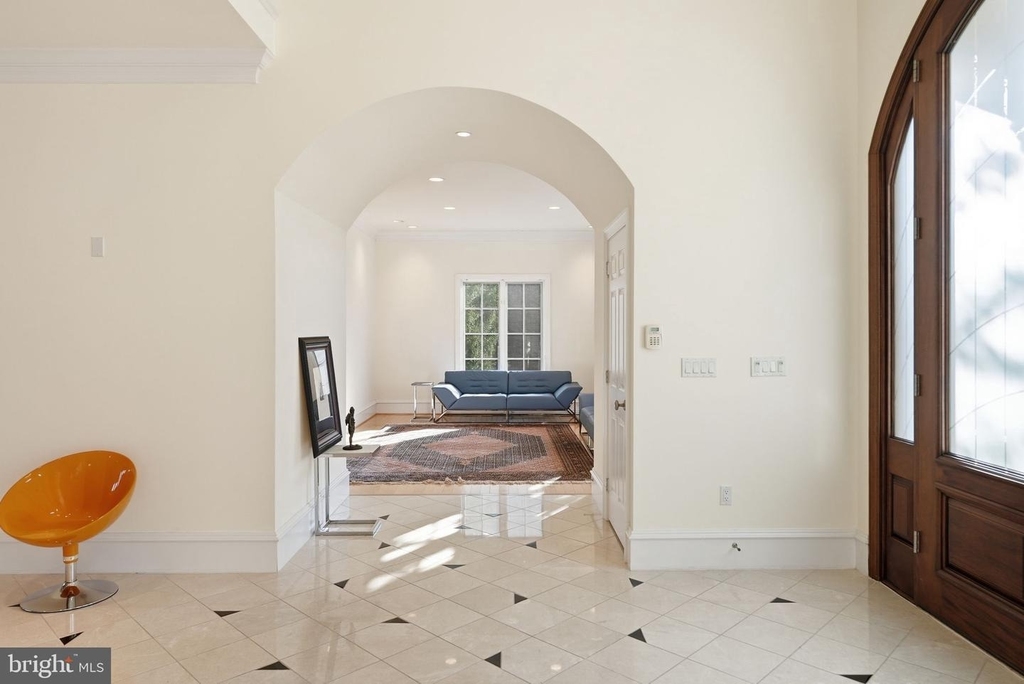 8537 Rapley Preserve Circle - Photo 2