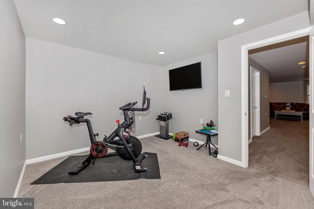 619 Blandwood Road - Photo 37