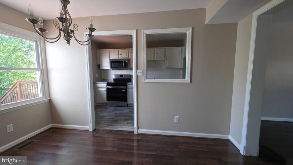 24 Lerner Court - Photo 5