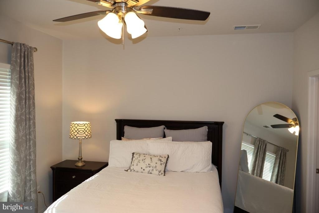 230 S Newkirk Street - Photo 18