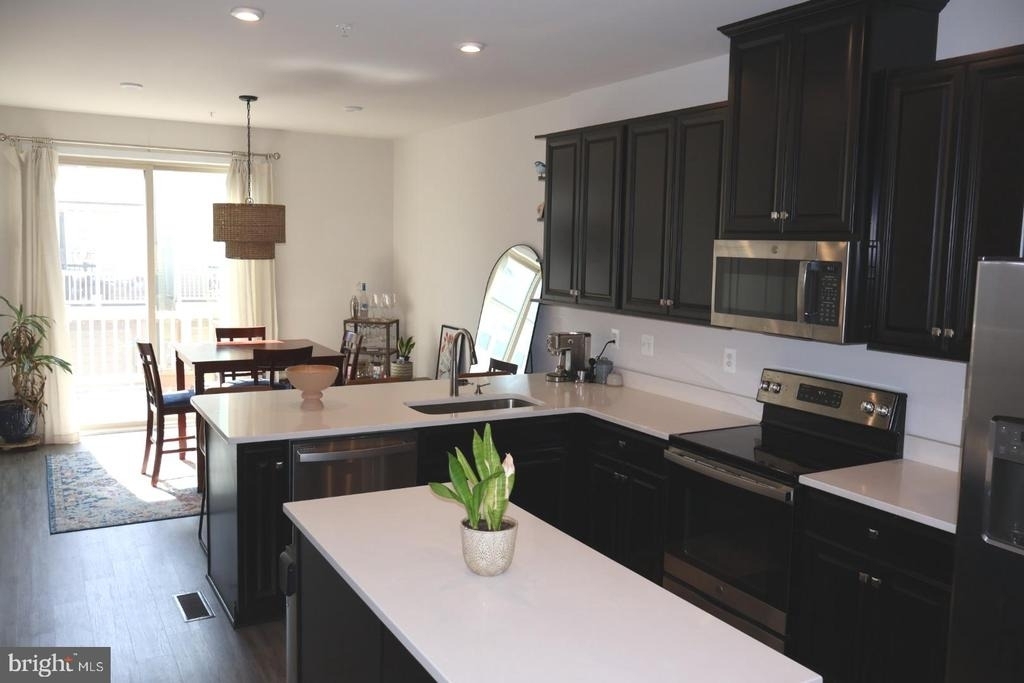 230 S Newkirk Street - Photo 13