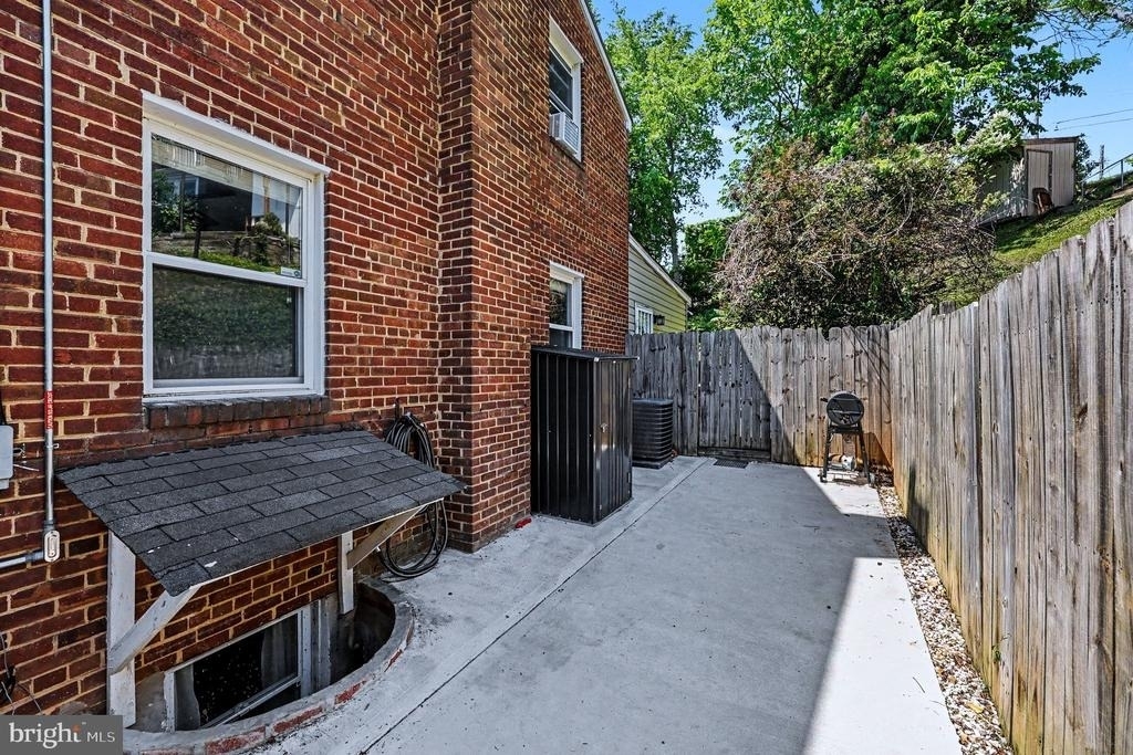 4318 G Street Se - Photo 21