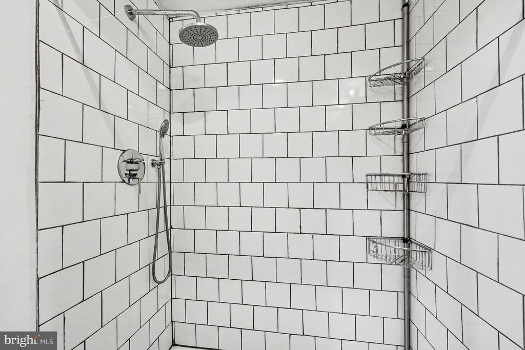 4318 G Street Se - Photo 18