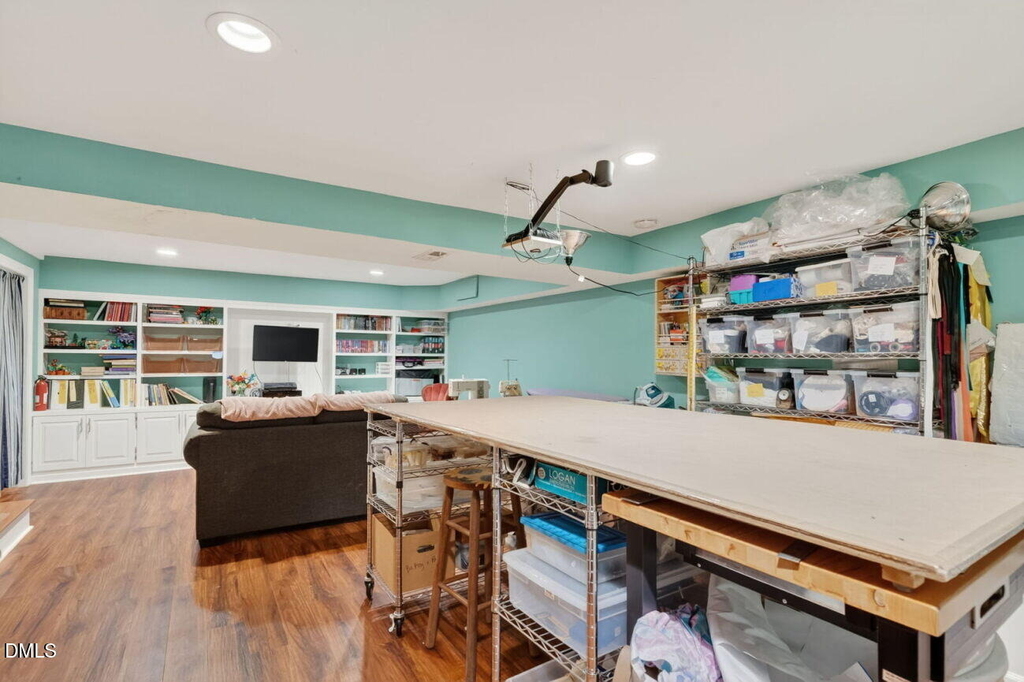 324 Glendale Drive - Photo 7