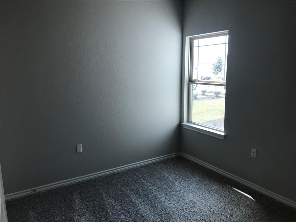 1308 Hazleton Cv - Photo 8
