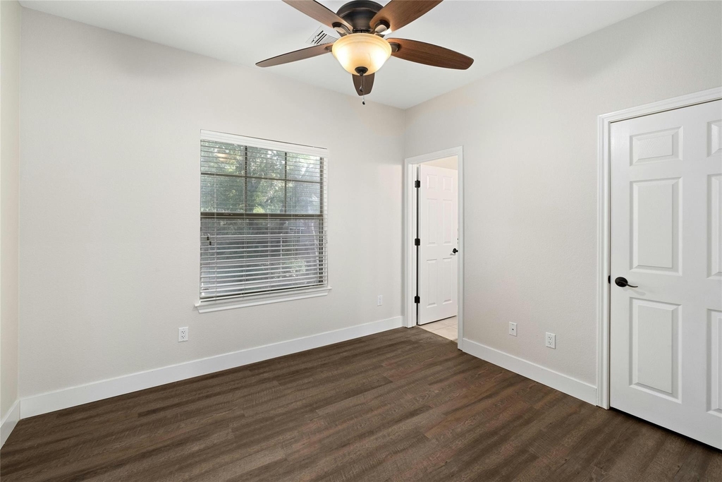 2502 W 7th St - Photo 19