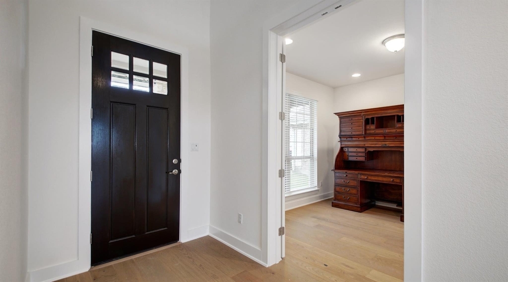 213 Poole Ln - Photo 4