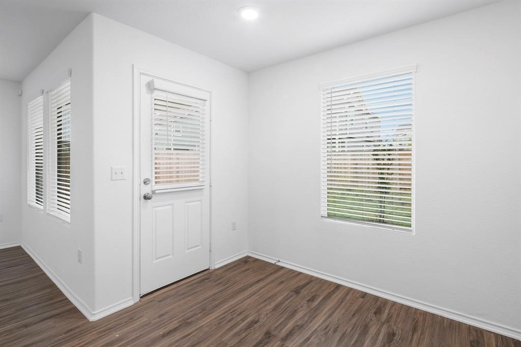 7136 Spotted Leaf Way - Photo 5