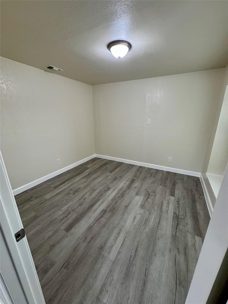 1205 Ramble Creek Dr - Photo 6