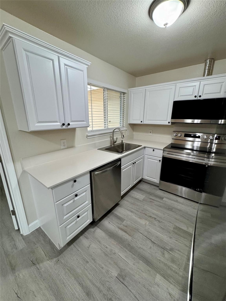 1205 Ramble Creek Dr - Photo 10