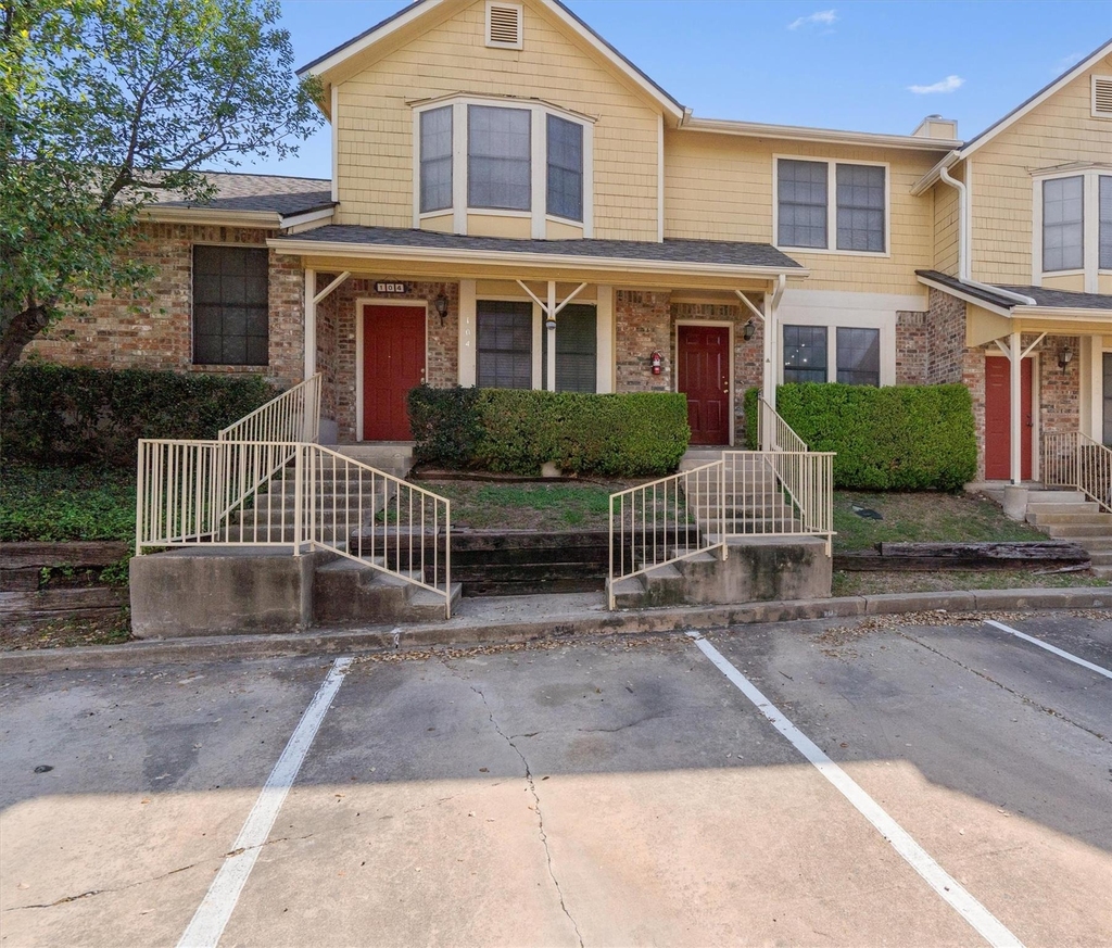 11901 Swearingen Dr - Photo 1
