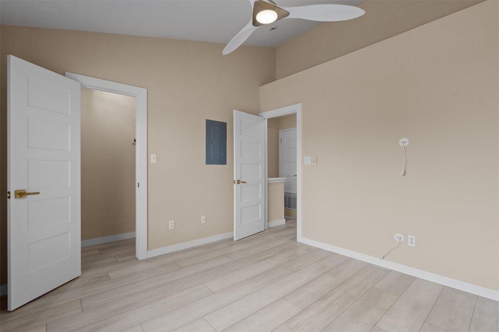11901 Swearingen Dr - Photo 16