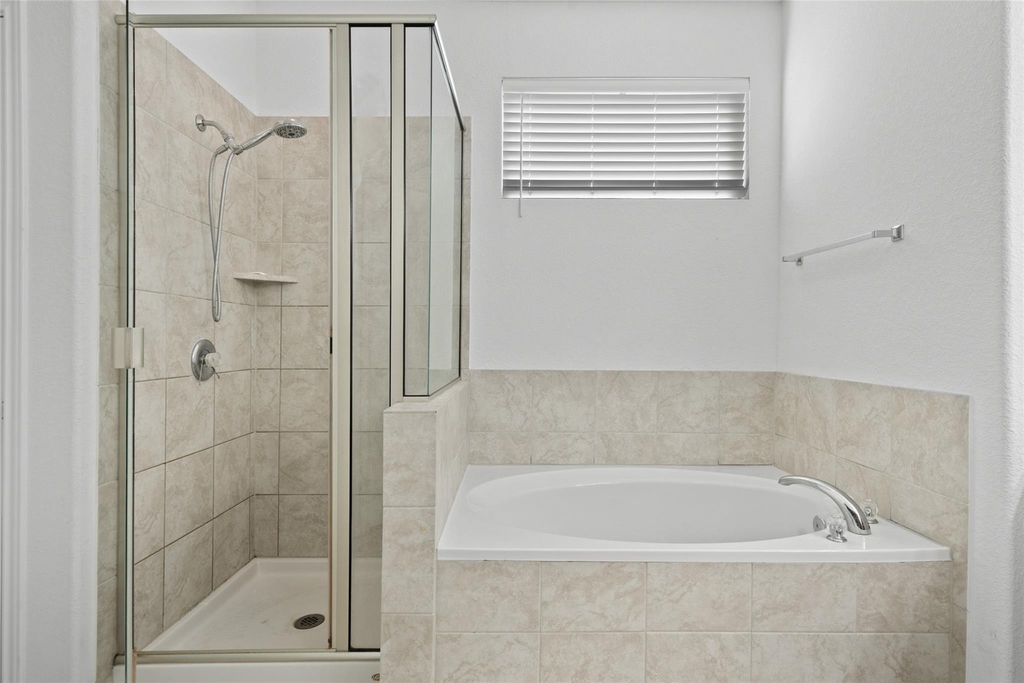 325 La Joya Pass - Photo 21
